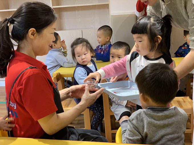 嬰智貝佳莘莊園家長進(jìn)課堂之“茶的故事和禮儀”